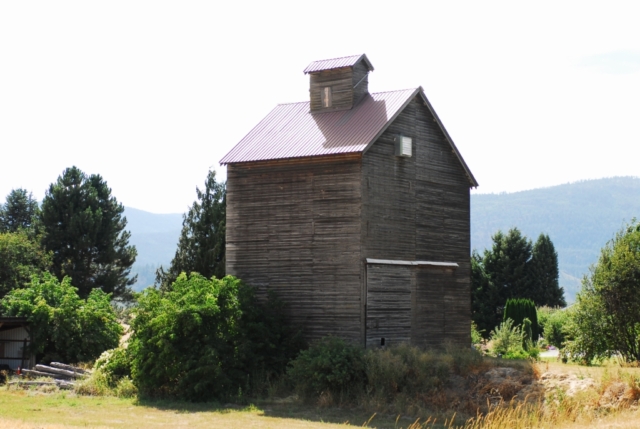 An old granary in Northern Idaho